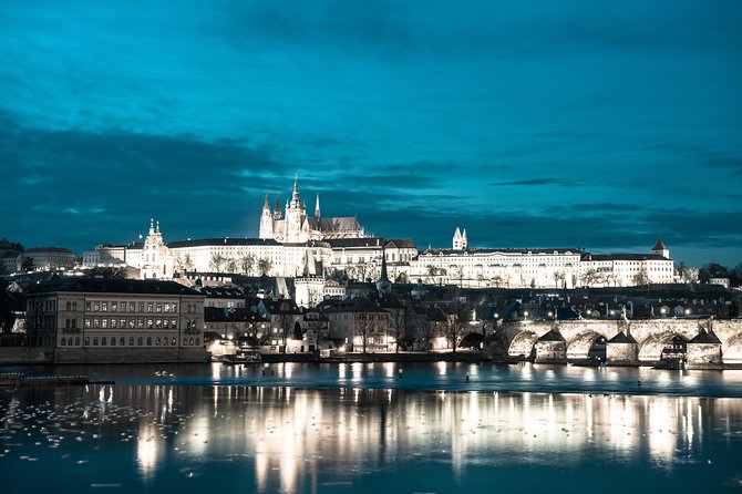Prague Night Tour and River Vltava Dinner Cruise - How the Prague Night Tour Sets Up the Vltava Cruise