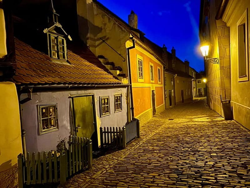 Prague: Night Walk through Prague Castle with City Views - The 90-Minute Flow, and Why It Feels Just Right