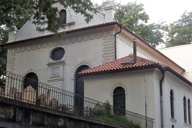 Prague Old Town and Jewish Quarter 90 minutes Guided Tour - Who This Tour Fits Best (and Who Might Want Something Else)