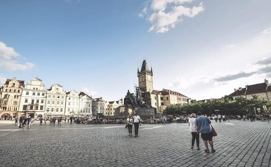 Prague: Old Town and Jewish Quarter Guided Walking Tour - Licensed Guides and Real Personality in the Storytelling