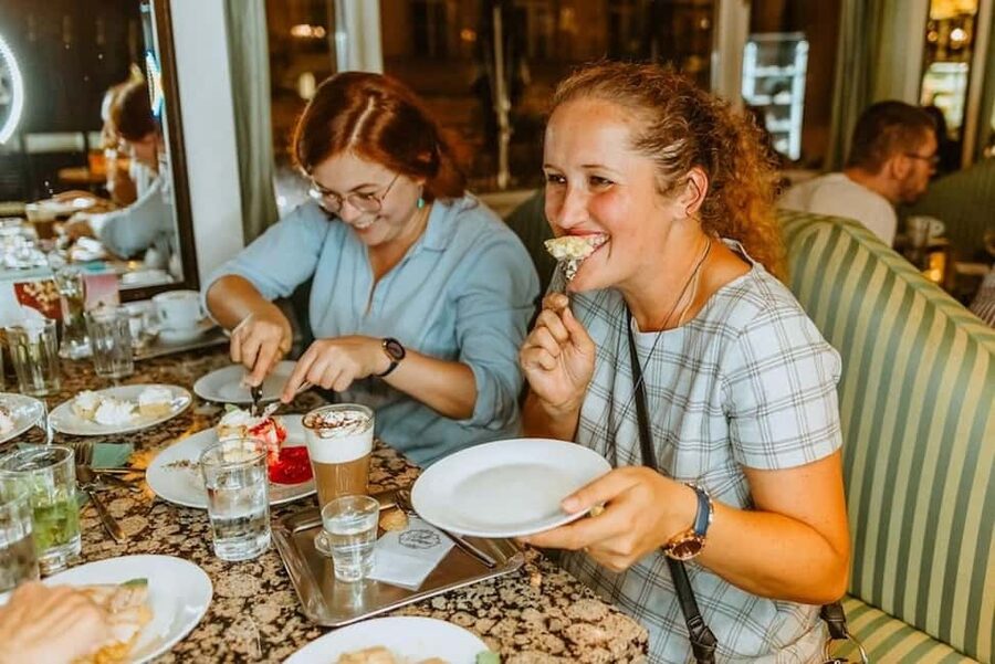 Prague: Old Town Fun Evening Food and Drink Tour - Key things I’d plan around
