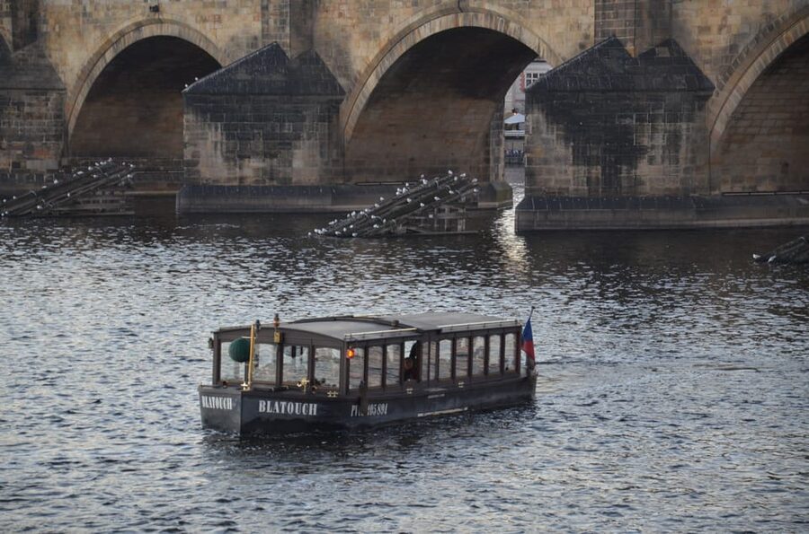 Prague: Old Town Guided Walking Tour and City Boat Ride - Meeting by Cartier in Old Town Square, Then Going Straight to Josefov