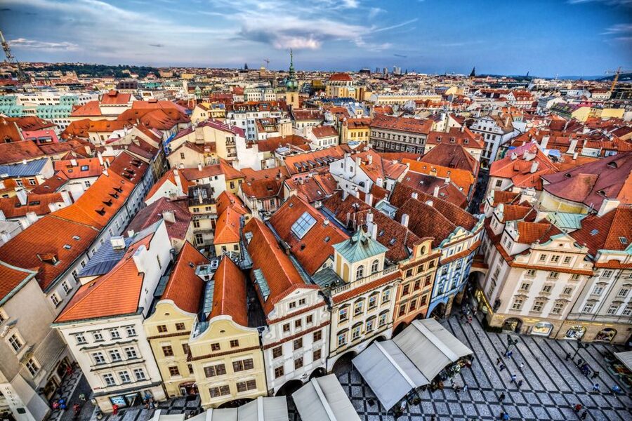 Prague: Old Town Hall Tower Entry Ticket - The astronomical clock: how to catch the apostles rotating