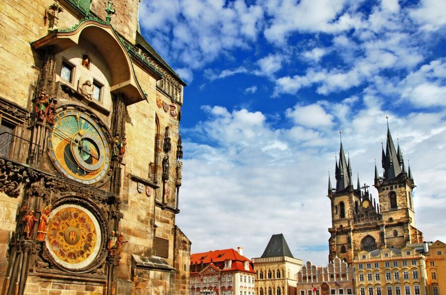 Prague: Old Town Highlights Private Guided Walking Tour - Church of Our Lady before Týn (3, 4, and 6 hours): what makes it worth your time