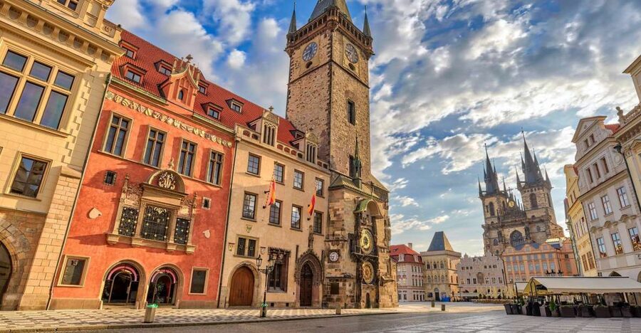 Prague: Old Town, Jewish Quarter & Astro Clock Walking Tour - Meeting on Na Příkopě 23, then straight to Wenceslas Square