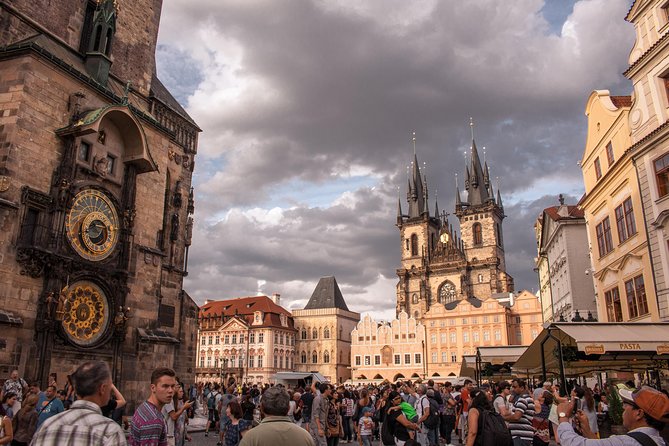 Prague Old Town New Town and Jewish Quarter Morning Tour - Gothic church drama at Our Lady of the Snows, plus a tall altar fact