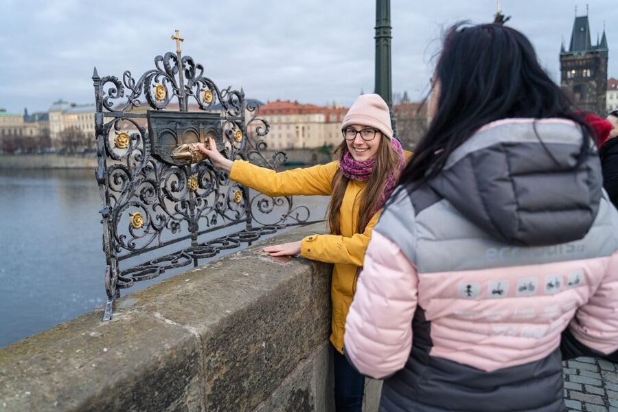 Prague: Old Town Private Walking Tour with Hotel Pickup - Powder Tower to Municipal House: why the first stops set the tone