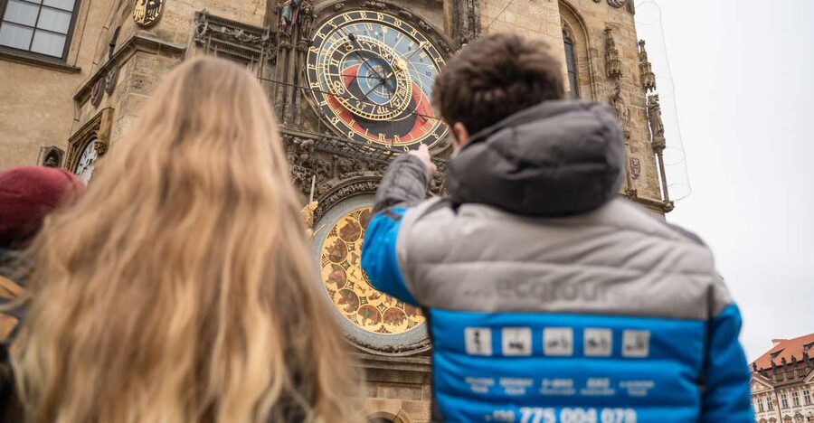 Prague: Old Town Private Walking Tour with Hotel Pickup - Estates Theatre and Bethlehem Chapel: short stops that add up
