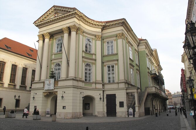 Prague Old Town Tour with a Classical Concert - The classical concert in the chapel: where the acoustics do the talking