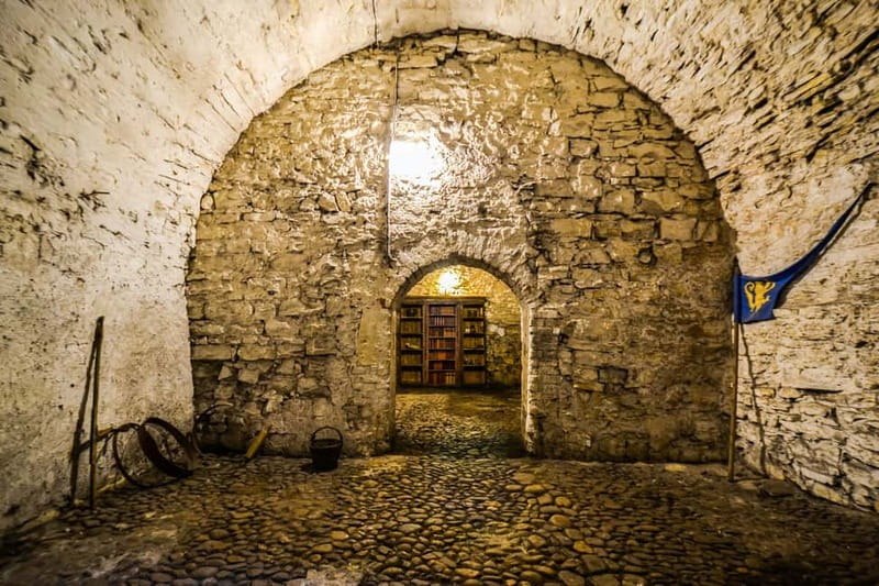 Prague: Oldtown, Medieval Underground & Dungeon History Tour - Prague under your feet: what makes this Old Town underground tour different