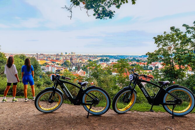 Prague on Stylish Retro styled E-Bike - Viewpoints & Sightseeing - Lennon Wall, Charles Bridge, and the River Walk Energy