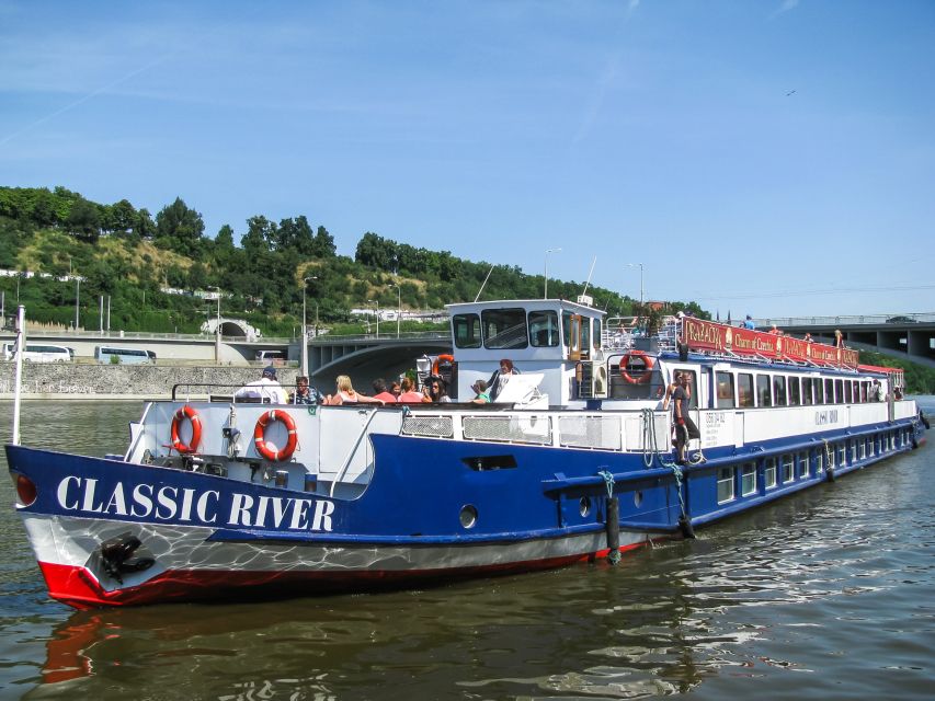 Prague: Panoramic Vltava River Cruise - Stop by Stop: What You See Along the Vltava