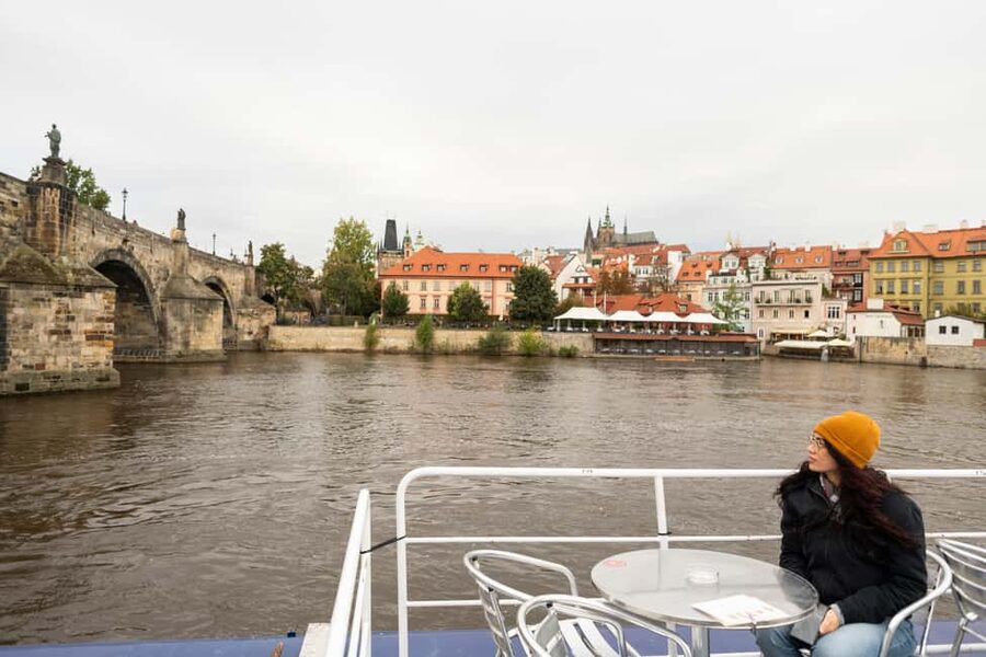 Prague: Panoramic Vltava River Cruise - FAQ