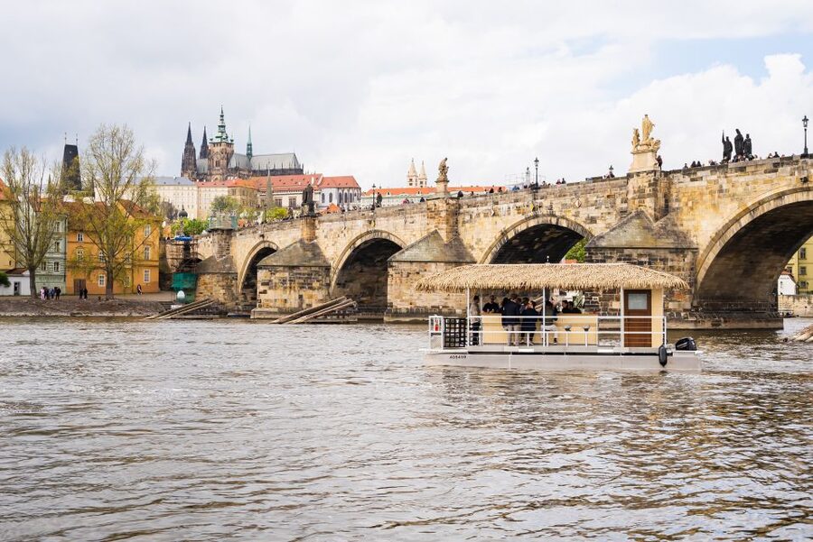 Prague: Party Tiki Boat Sightseeing Cruise with Drinks - The 90 Minutes on the Water: National Theater to Štvanice Island