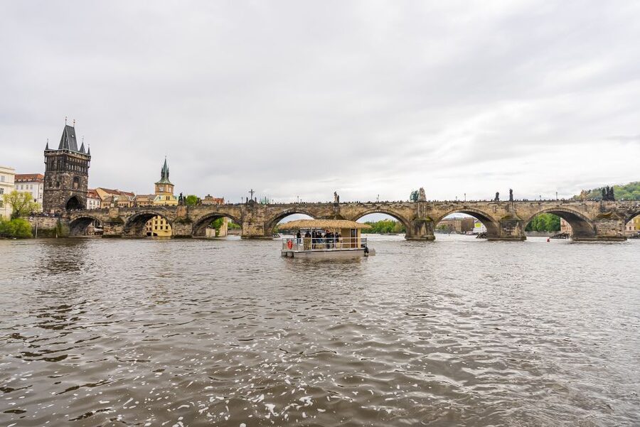 Prague: Party Tiki Boat Sightseeing Cruise with Drinks - Meeting Between U Bukanyra and Botel Albatros: Finding the Boat Fast