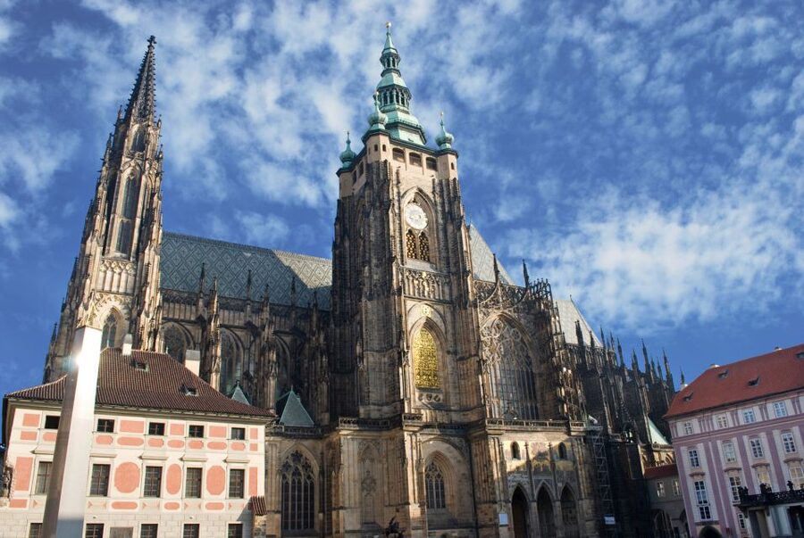 Prague: Prague Castle and Little Quarter Guided Walking Tour - Choosing castle interiors on the spot, without wasting your money