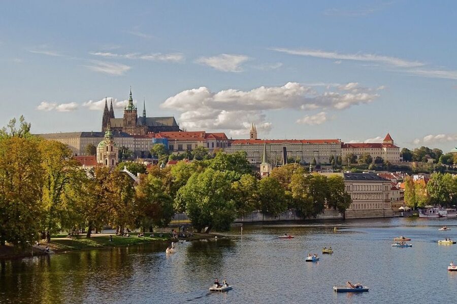Prague: Prague Castle and Lobkowicz Palace Entry Tickets - Key things to know before you go