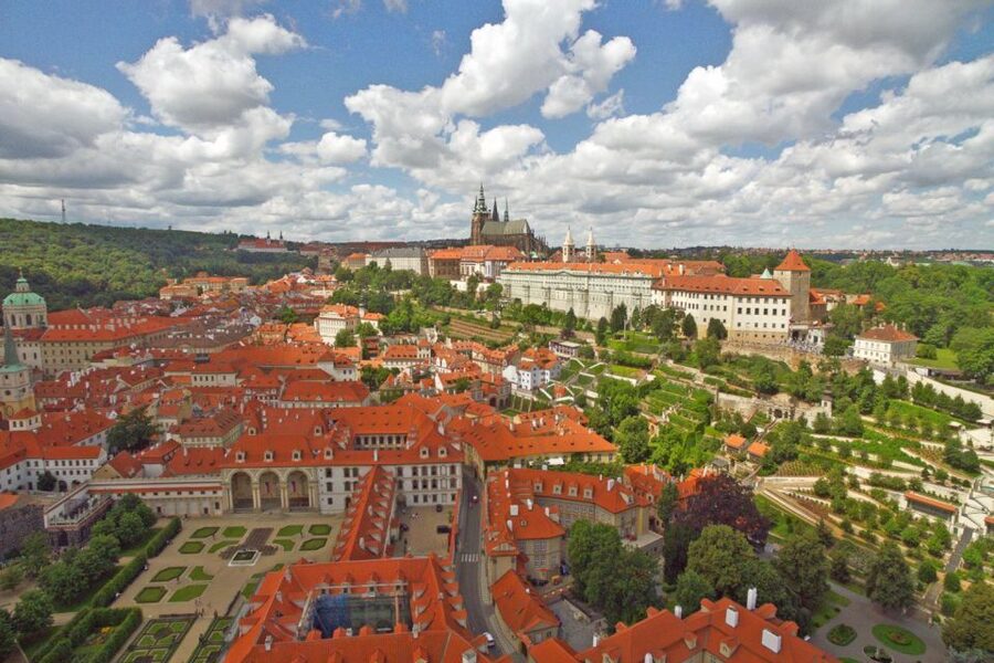Prague: Prague Castle and Lobkowicz Palace Entry Tickets - Prague Castle Circle B: what you get and how to plan your route