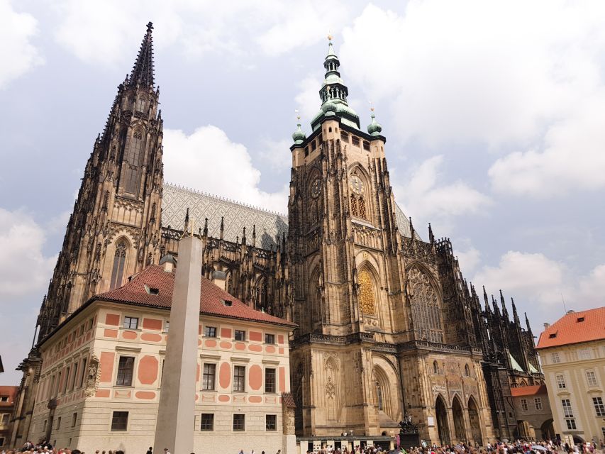 Prague: Prague Castle Complex Smartphone Audio Guide - Price and value: paying $5 for planning help, not a ticket