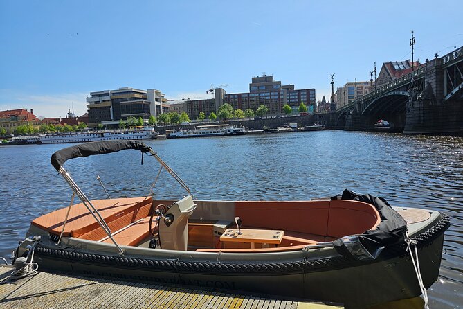 Prague Private Boat Tour - A Private Boat Ride That Skips the Crowds
