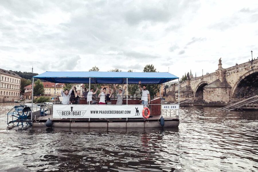 Prague: Private Cycle Boat River Tour with Beer or Prosecco - Key highlights worth your time