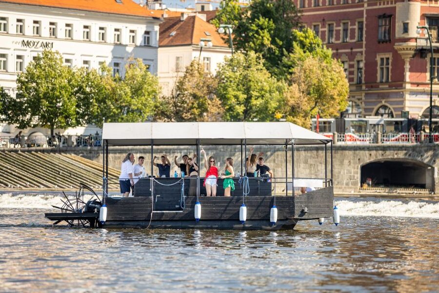 Prague: Private Cycle Boat River Tour with Beer or Prosecco - What you will see from the Vltava (and why it works)