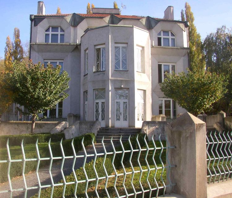 Prague: Private Prague Art Nouveau and Cubism Tour - Why Art Nouveau and Cubism Belong in the Same Day