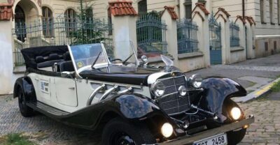 Private Tour by Vintage Car