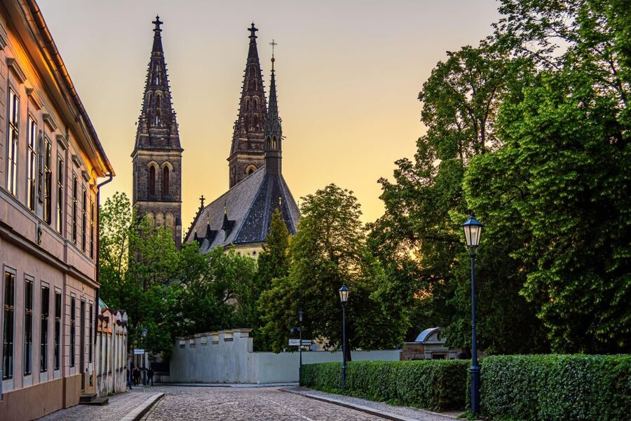 Prague: Private tour to the historic fortress of Vyšehrad - Key highlights