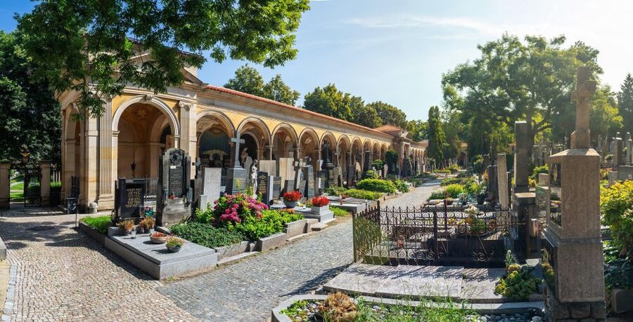 Prague: Private tour to the historic fortress of Vyšehrad - Composer cemetery: where Dvořák and Smetana rest