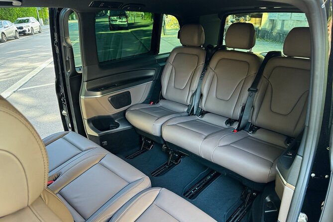 Prague Private Transfer to / from Prague Airport - Price and Value: What You Are Really Paying For