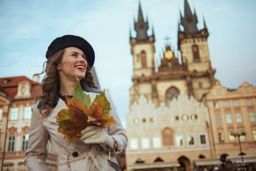 Prague: Professional Photoshoot in the Old Town - Finding Your Photographer at Hard Rock Cafe (And Relaxing Fast)