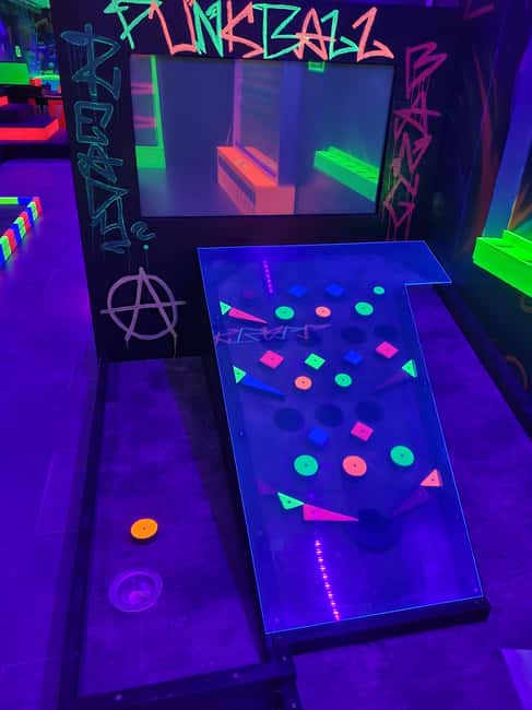 Prague: Punk Minigolf Glow-in-the-Dark Entry Ticket - Saxon Courtyard arrival: what to do in the first five minutes