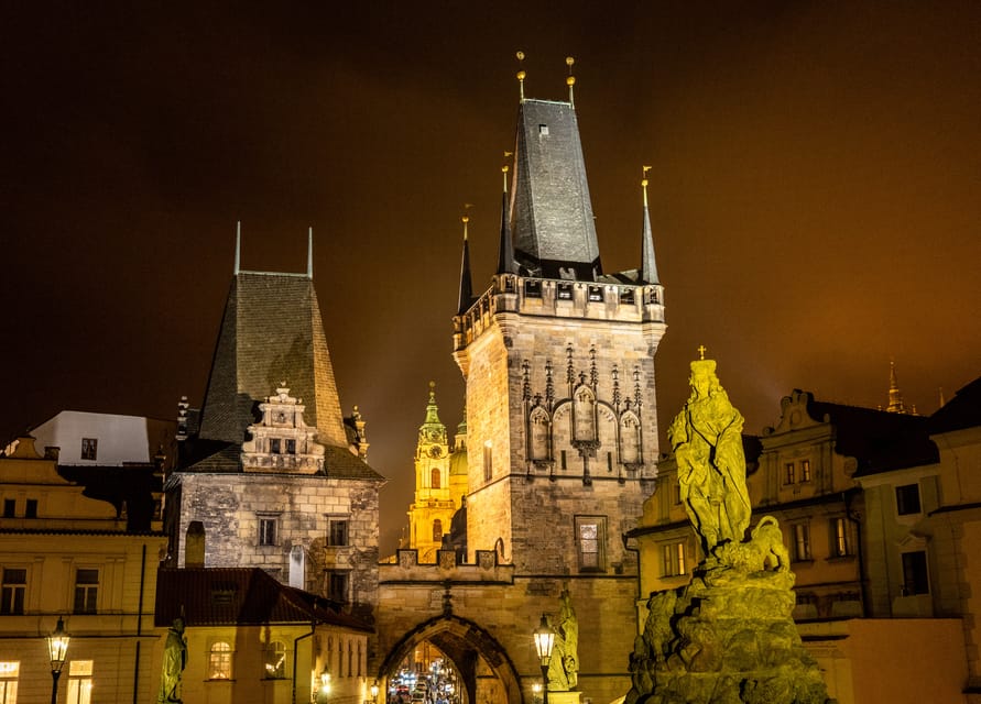 Prague: River Cruise, Charles Bridge Museum, & Walking Tour - Audio in multiple languages: good support, but you may crave a live voice