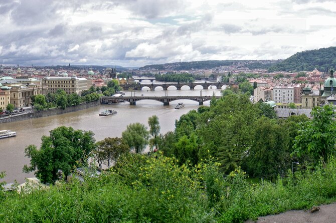 Prague Running Tour: City Highlights And Hidden Places - Off-the-beaten-path parts you can actually notice while running