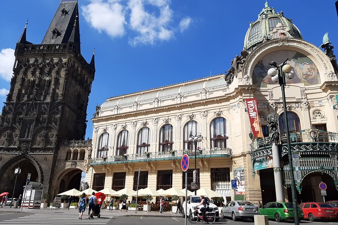 Prague´s Old Town, Jewish Quarter and Charles Bridge Private Tour - Old Town Square and the Astronomical Clock on the hour