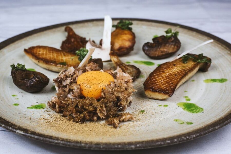 Prague: Savor 10 Course Dinner in Chef’s Kitchen - Should You Book Chef Ladislav’s 10-Course Dinner?
