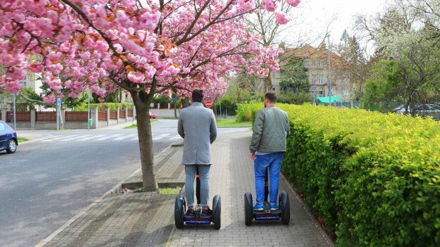 Prague: Segway Sightseeing Live-Guided Tour - The story stops: modern villas and Prague’s Beverly Hills vibe