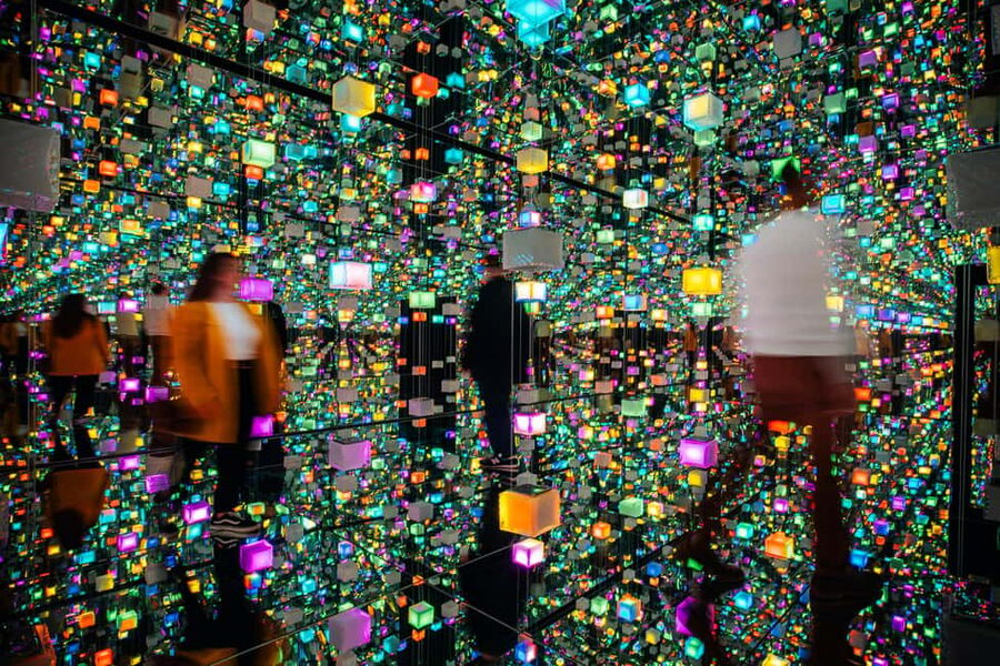 Prague: Signal Space Digital Art Gallery Entry Ticket - Echoes of Tomorrow: international digital art with a clear theme
