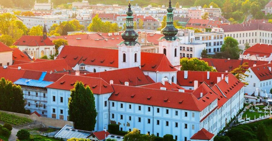 Prague: Skip-the-line Strahov Monastery and Library Tour - Key points