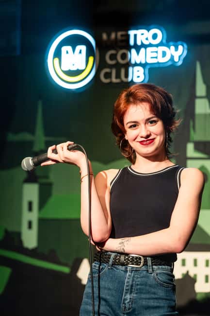 Prague: Sunday Live Music & Stand-Up Comedy Night in English - Inside Metro Comedy Club: A Comedy Night That Feels Like a Social Event