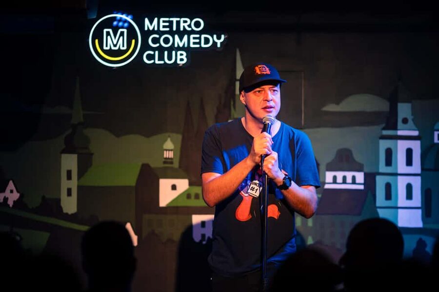 Prague: Sunday Live Music & Stand-Up Comedy Night in English - English Comedy Plus Live Music Mashups: Why This Format Works