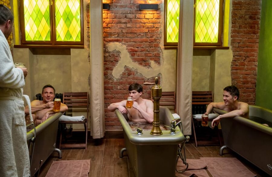Prague: The Largest Beer SPA with Unlimited Beer Consumption - Arrival, Changing Rooms, and Privacy That Works for Groups