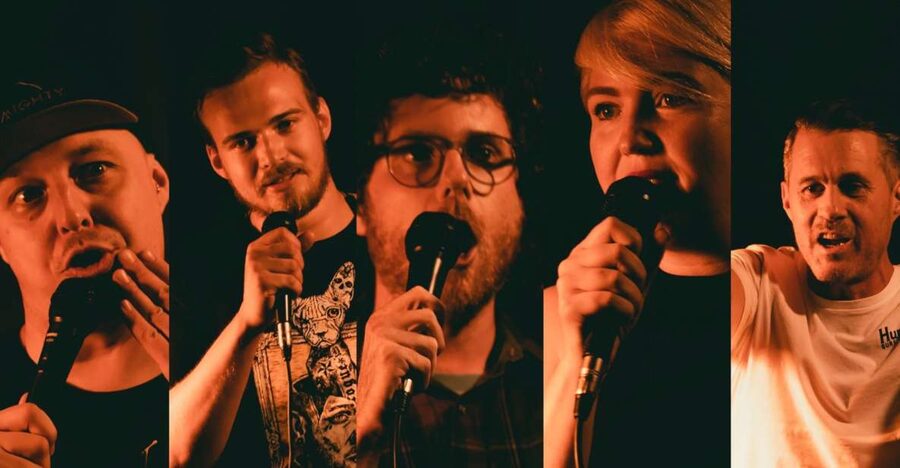 Prague: Thursday Night Stand Up Comedy In English - Cocktails, music, and the atmosphere at Kontakt Bar
