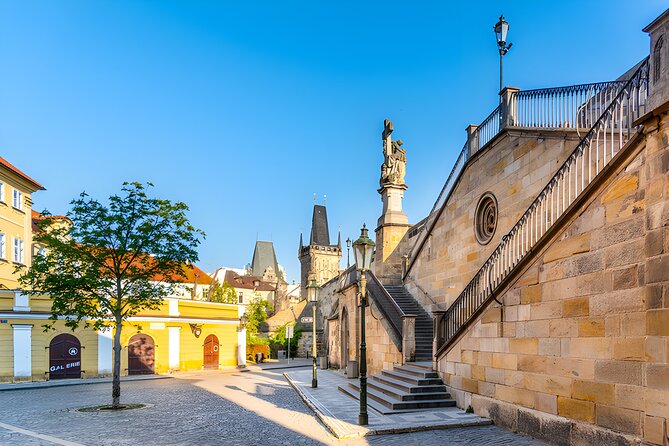Prague to Full in Small Groups - A 5-hour sampler of Prague’s must-see exteriors and church interiors