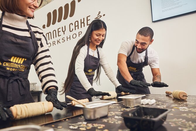 Prague: Traditional Chimney Cake (Trdelník) Making Workshop - Where you should show up and how to find the door fast
