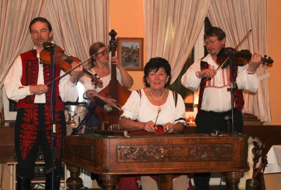 Prague: Traditional Folklore Evening with Dinner & Music - Key highlights you will actually feel
