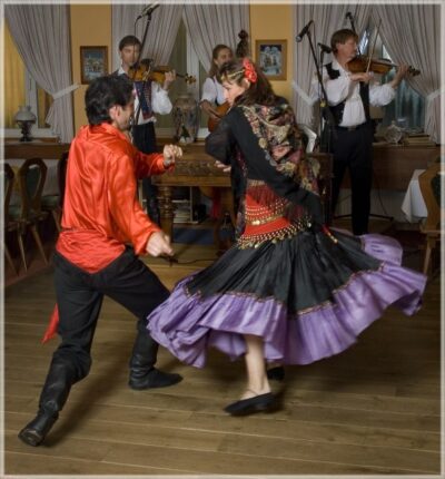 Traditional Folklore Evening with Dinner & Music