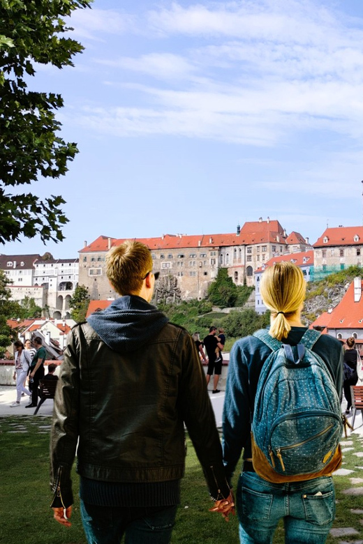 Prague: Transfer to Vienna via fabulous Cesky Krumlov - The second walking tour: old town sights plus castle-area vibes