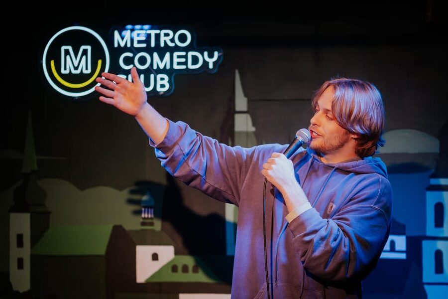 Prague: Tuesday Stand-Up Comedy in English - Finding Metro Comedy Club Near Charles Bridge (and Why Location Matters)